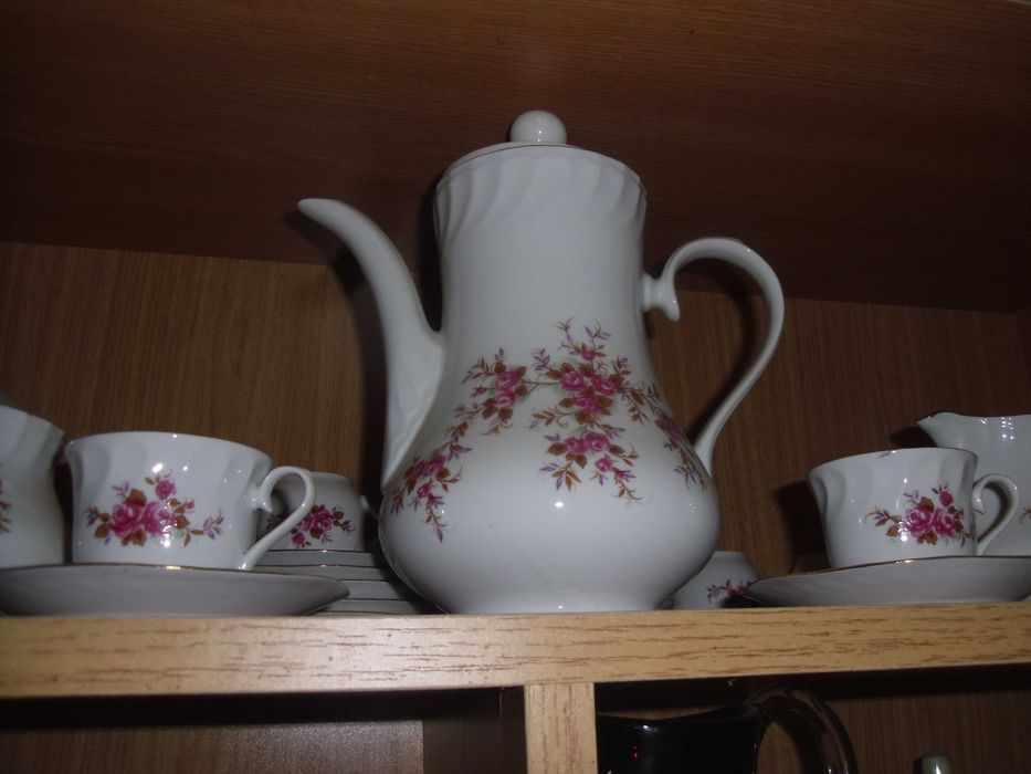 Serviciu 10 pers. pt cafea portelan fin vechi