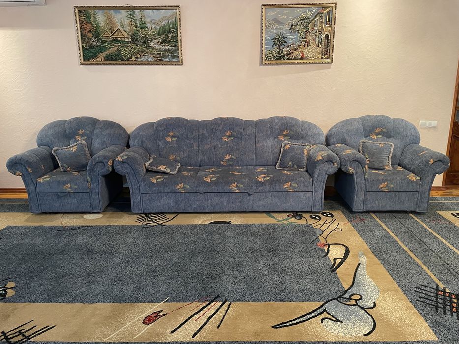 Мебель в гостинную, 2 дивана и 2 кресла