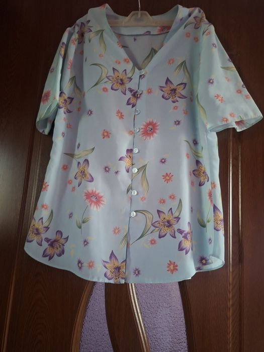 Vând Bluza Dama Marimea M
