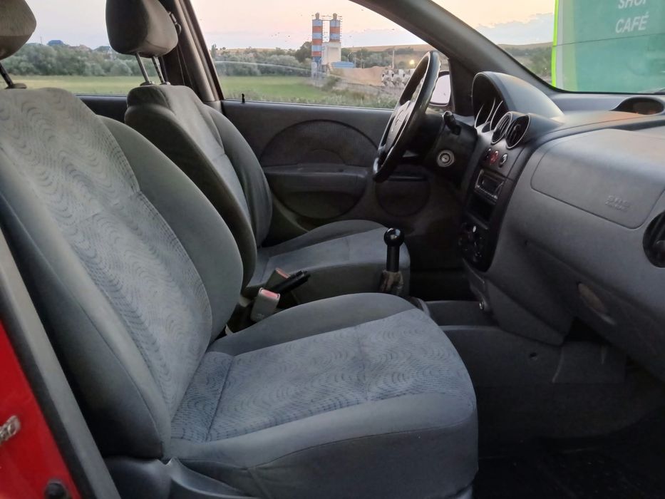 Chevrolet Kalos Variante auto transport gratuit la domiciliu