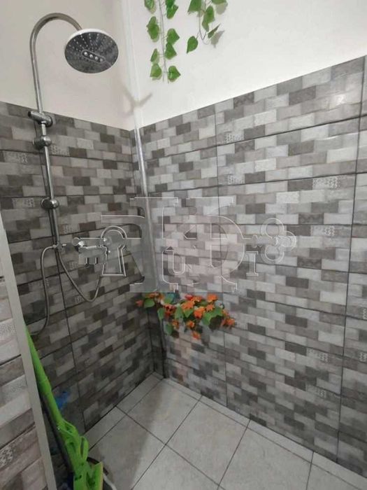 Продава се Четиристаен апартамент в Добрич, Център - 92 кв.м за 1192 €/кв.м - Снимка #7