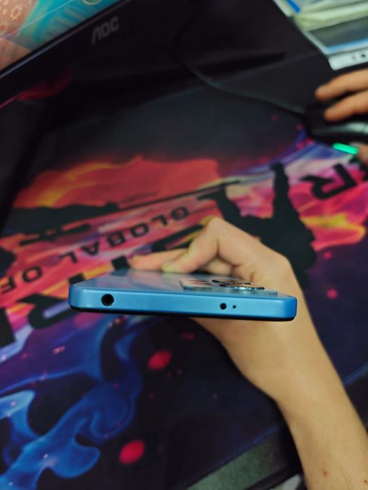 Продаю Redmi note 12