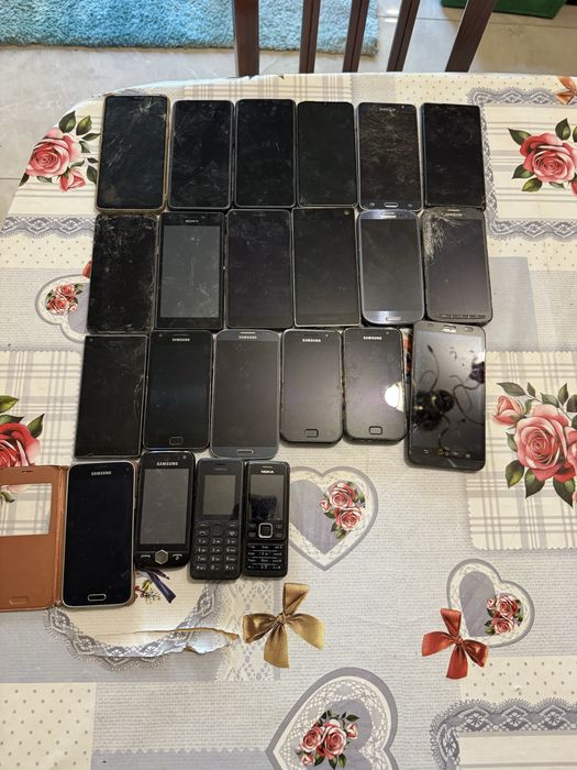 Телефони Samsung