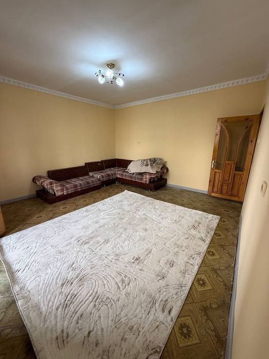 Срочно! 1-комн кВ. Рисовый базар. Общая площадь 45м².