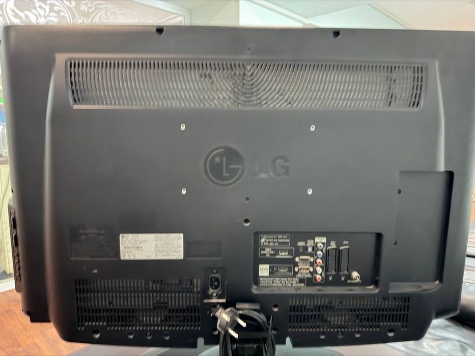 Телевизор LG. В наличии 7 шт.