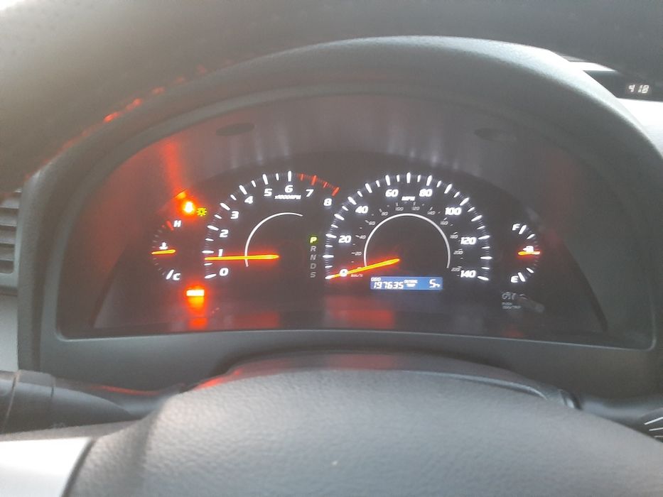 Тойота камри 40 se