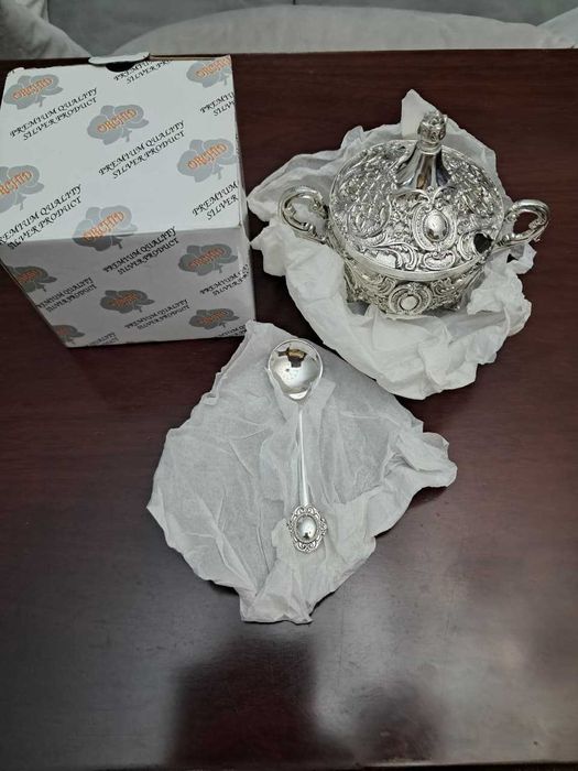 Продаётся новая посуда отличного качества.