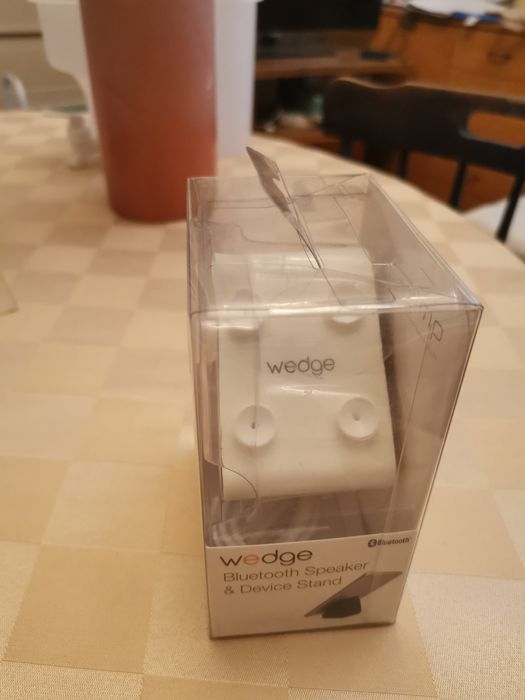 Музикална колонка Wedge