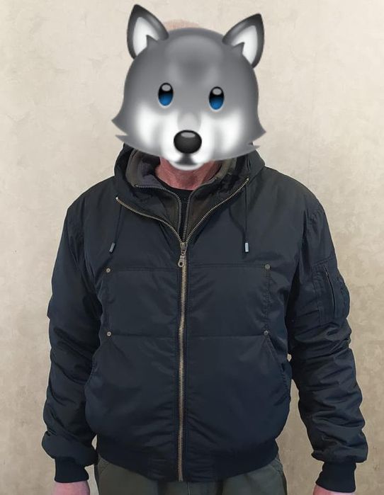 Продается куртка бомбер