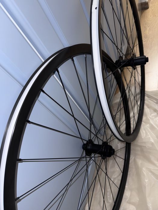 Roți 28, centerlock, gravel, sosea