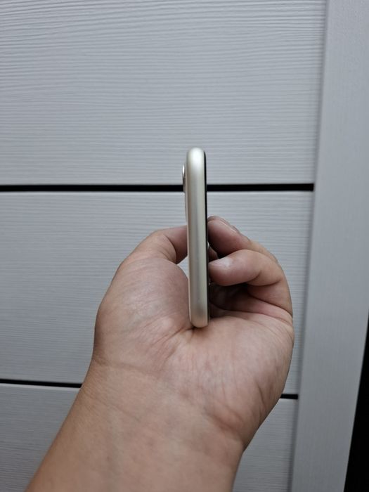 iPhone 11 White (128гб)