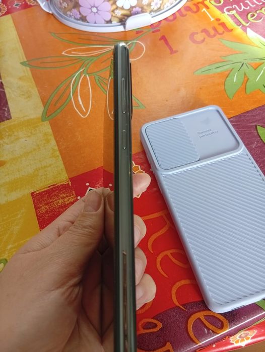 Срочно Самсунг А72 128