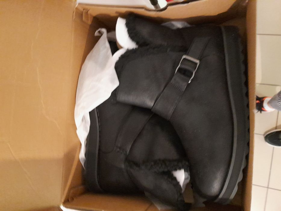 Cizme originale SKECHERS,antiderapante,îmblănite, nr.38.