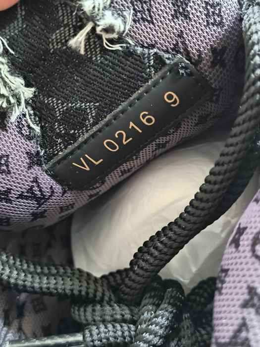 Louis Vuitton skates black Swarovski monogram US9