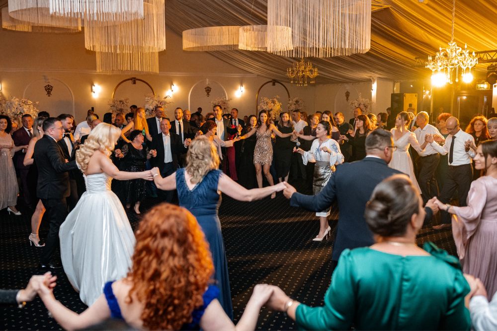 Surpriza evenimente (nunti,botezuri,zi de nastere,etc