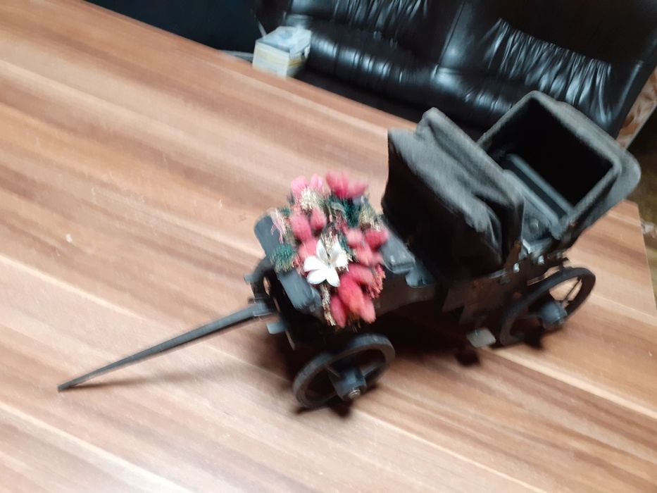 Кукла  порцеланова Макет на каляска  Landau