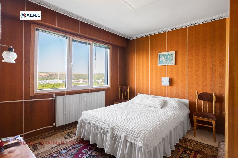 Продава се Тристаен апартамент в Плевен, Сторгозия - 75 кв.м за 1094 €/кв.м - Снимка #6