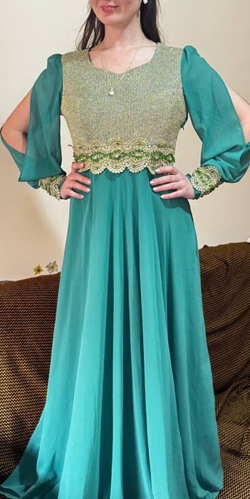 Платья на выпускной