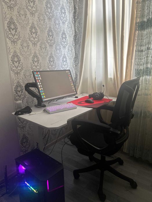 Игровой компьютер с периферией