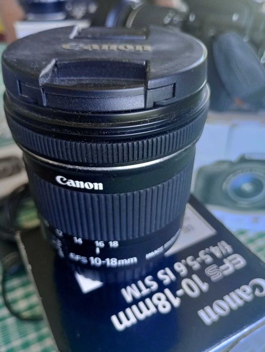 Canon EOS 100D и обектив 18-55mm IS STM