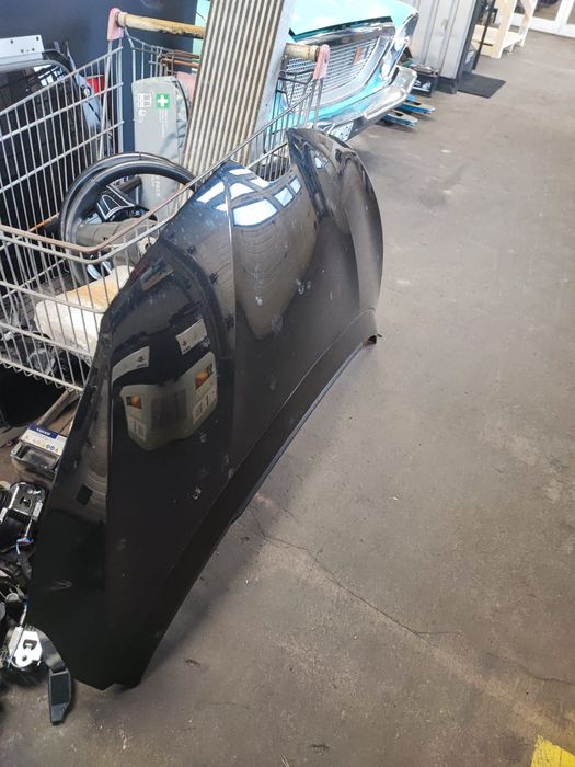 Vînd capota motor renault scenic 2018