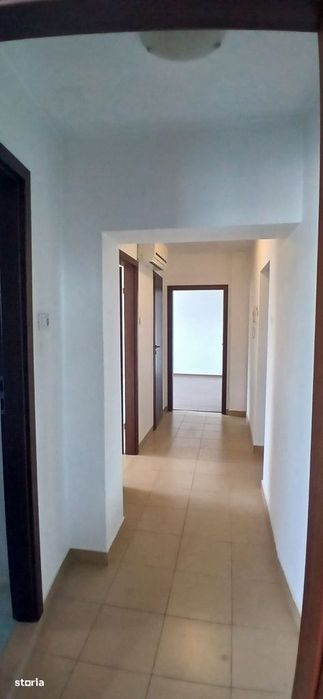 Metrou Academia Militara, 2 camere decomandat, zona Panduri - Marriot
