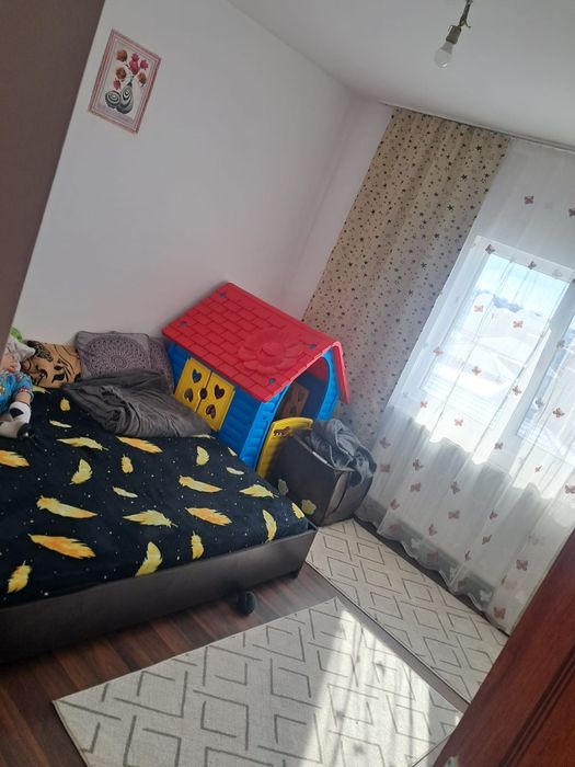 Vând apartament lângă Lisimed