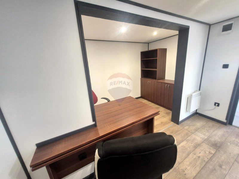 Дава се под наем Склад в с. Каменар, Област Варна - 310 кв.м за 1196.97 € - Снимка #7