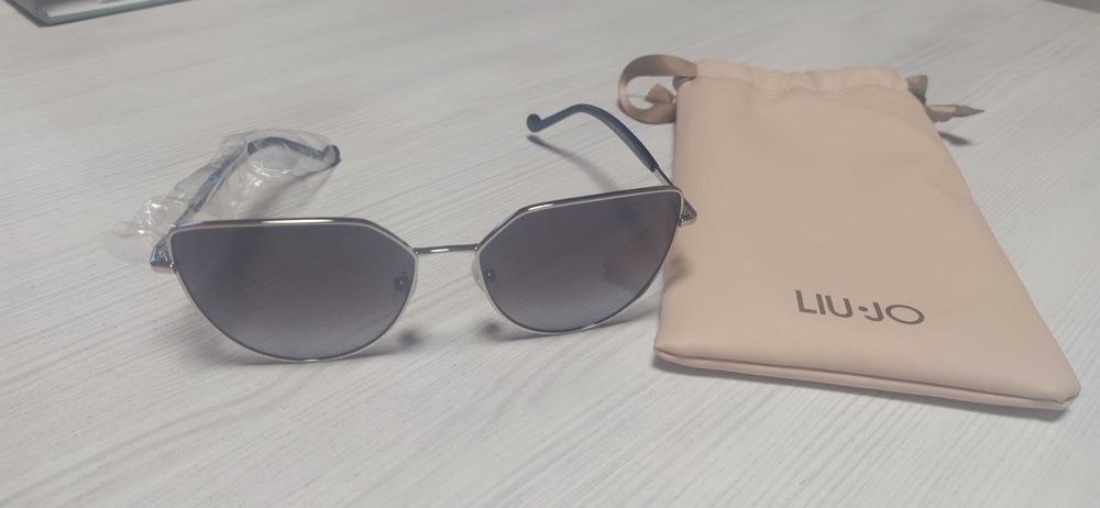 Оригинални слънчеви очила Liu Jo