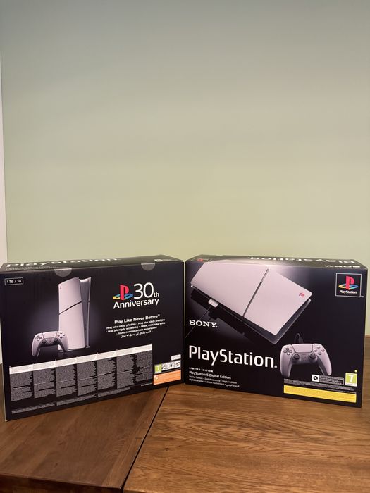 PlayStation 5 30th Anniversary PS5 1TB sigilat