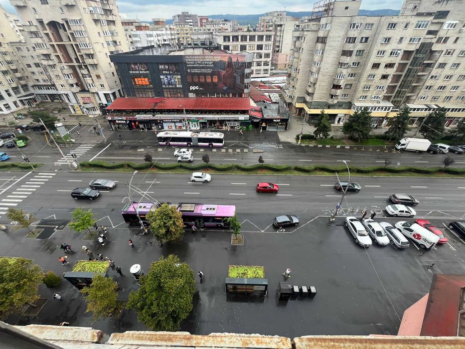 PF vând apartament 3 camere Mărăști , Cluj napoca