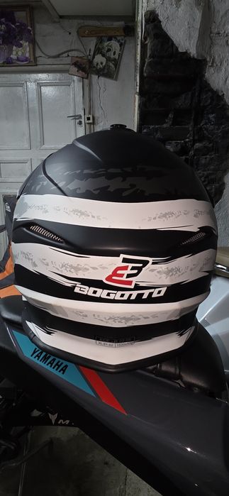 Продам шлем Bogotto