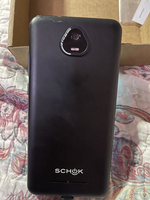 Продается телефон мобильный сотовый