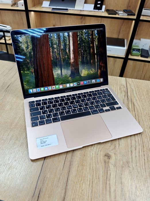 Macbook Air M1 Чип 256гб Gold 8 ОЗУ