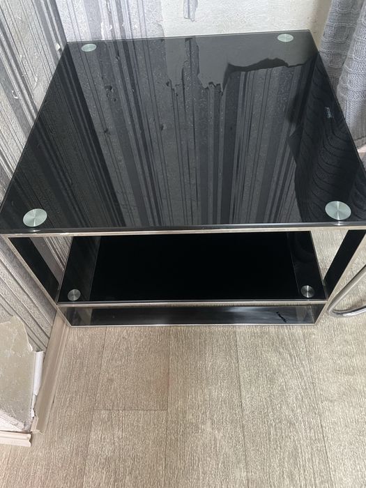 Продам журнальный столик