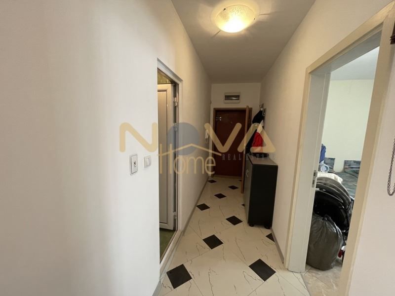 Продава се Тристаен апартамент в Варна, Бриз - 108 кв.м за 940 €/кв.м - Снимка #11