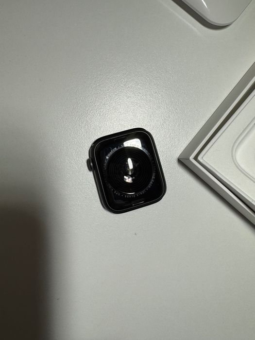 Apple Watch SE 2020 44mm