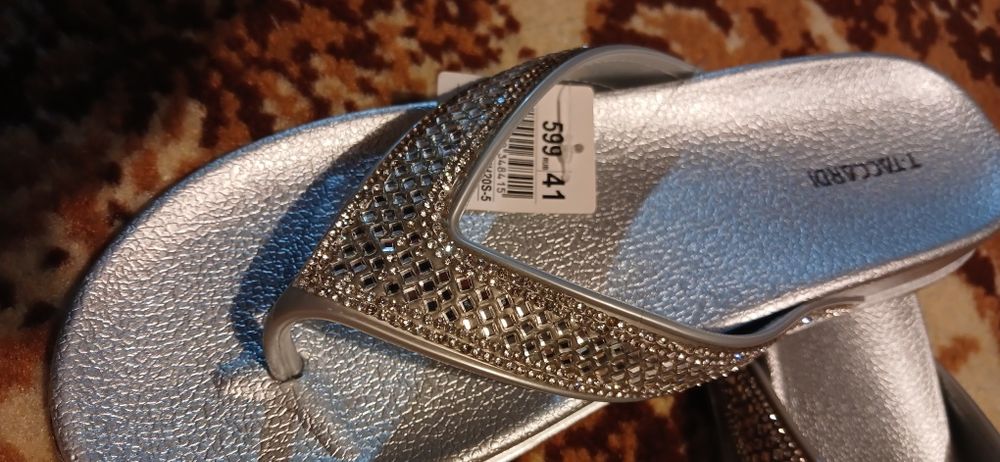 Продам сланцы женские