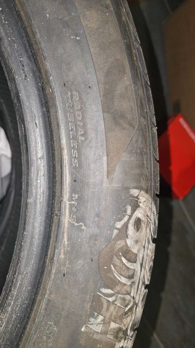 Гуми 245/50/20 - 2 броя