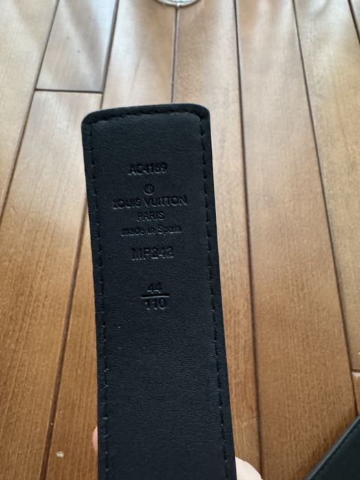 Curea LV Piele Neagra Catarama Neagra