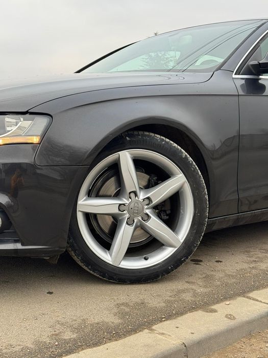 Vând Audi A4,b8,proprietar.