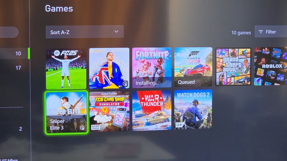 Xbox One X 1TB – 4K REAL – ca noua – Pachet cu 8 Jocuri