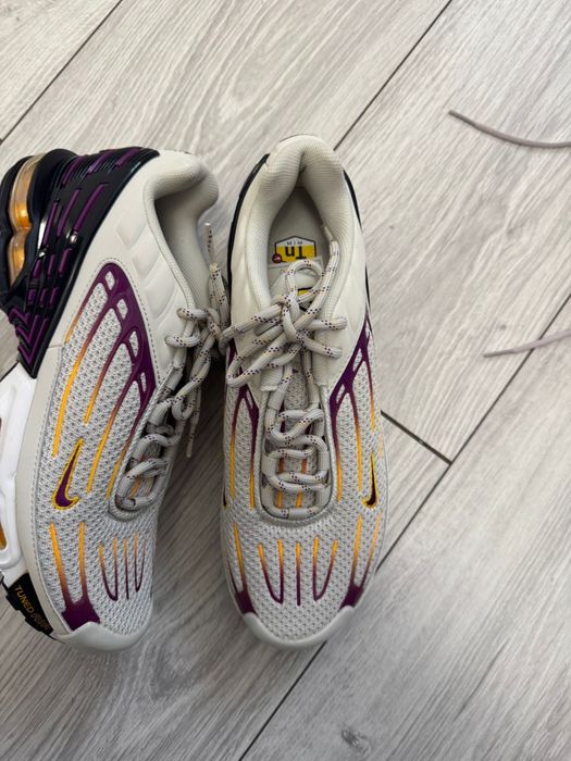 Adidasi nike tn nr 42