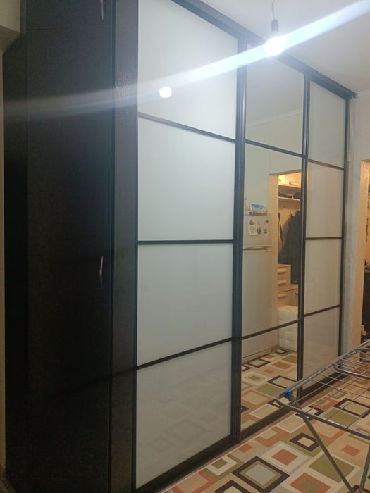 Продам шкаф-купе