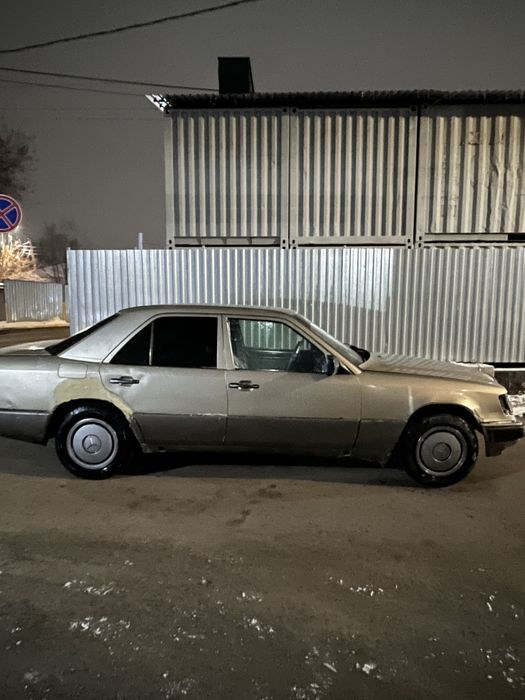 Мерс 124 89 года