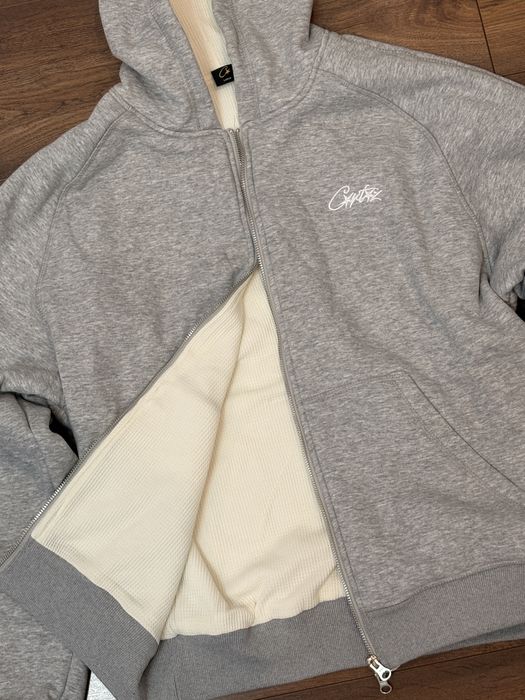 Универсальная одежда уни