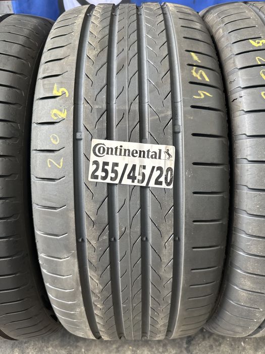 285/40/20 - 255/45/20 Continental