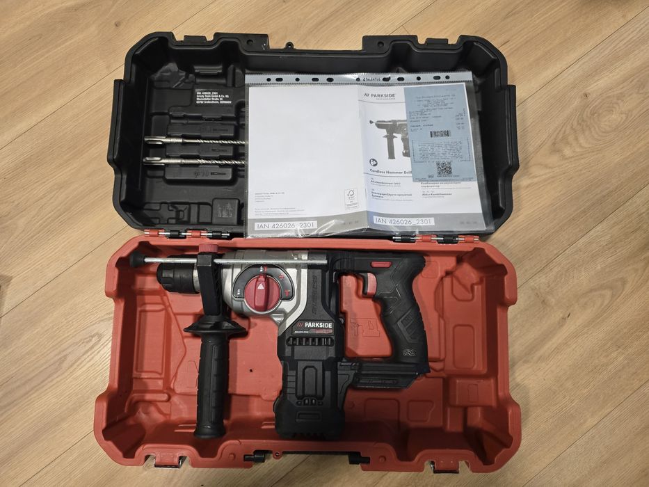 Ексцентършлайф Metabo FSX 200 и перфоратор Parkside