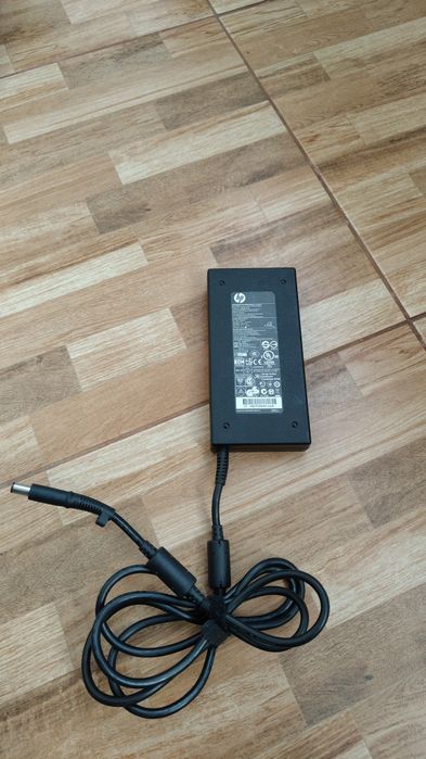 Încărcător laptop HP 150W-19,5V-7,7A