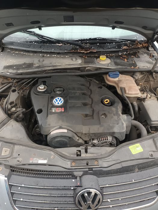 Пасат б 5.5,1.9 101 коня ,2003 На части